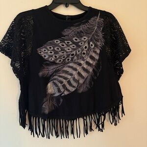 Zoah Design Black Lace Sleeve Fringe Hem Feather Graphic Top Women’s